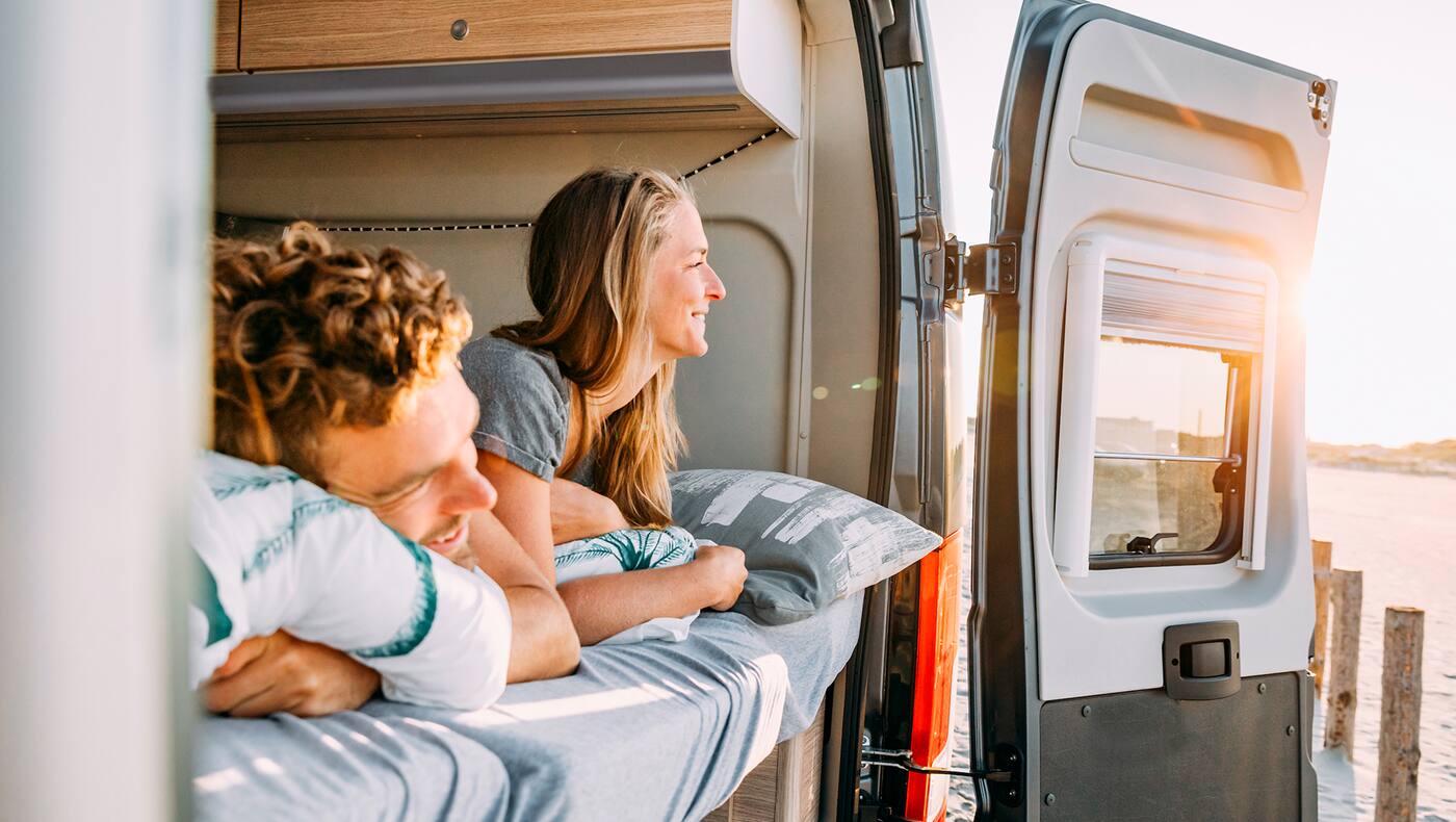 Mit den Reisemobilen von Sunlight bist du immer bereit für das nächste Abenteuer - egal ob zu zweit oder mit den Kids.