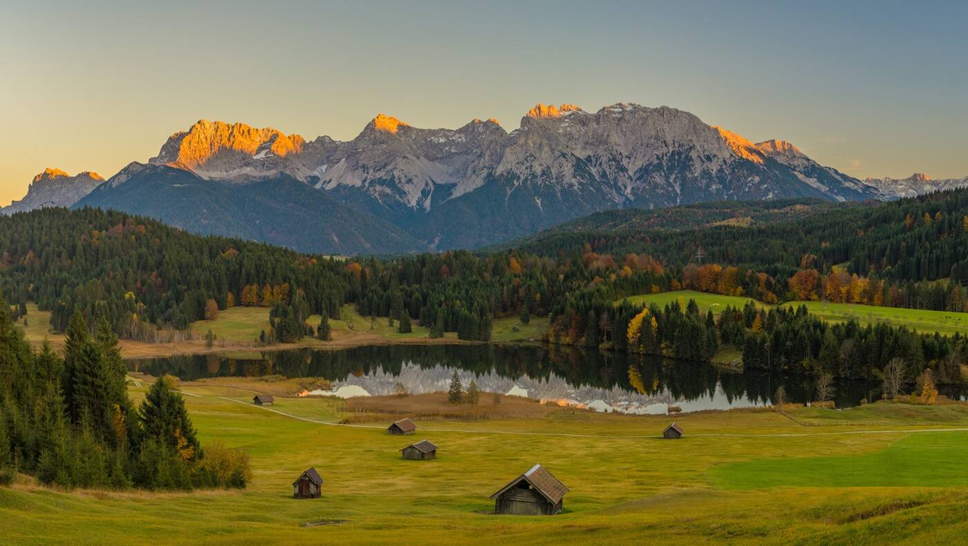 Der Geroldsee mit Blick auf das Karwendel