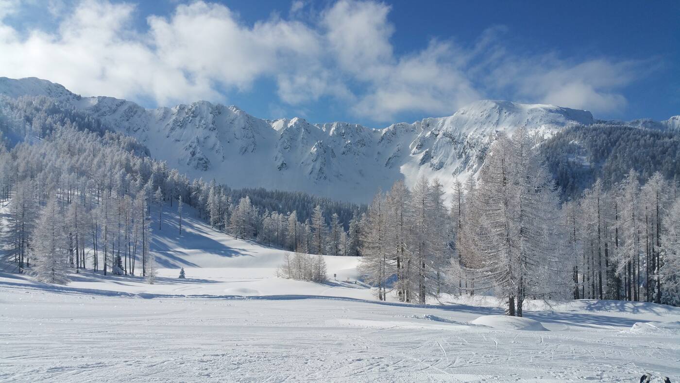 7 kostengünstige Skigebiete für deinen Winterurlaub