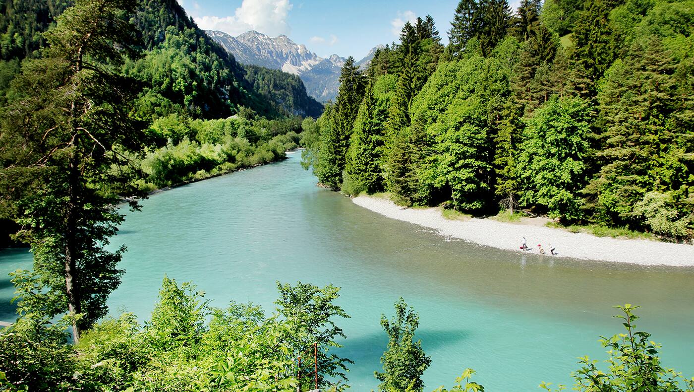 Der Lechweg ist nur einer von zahlreichen wunderschönen Wasserwanderungen in Österreich.