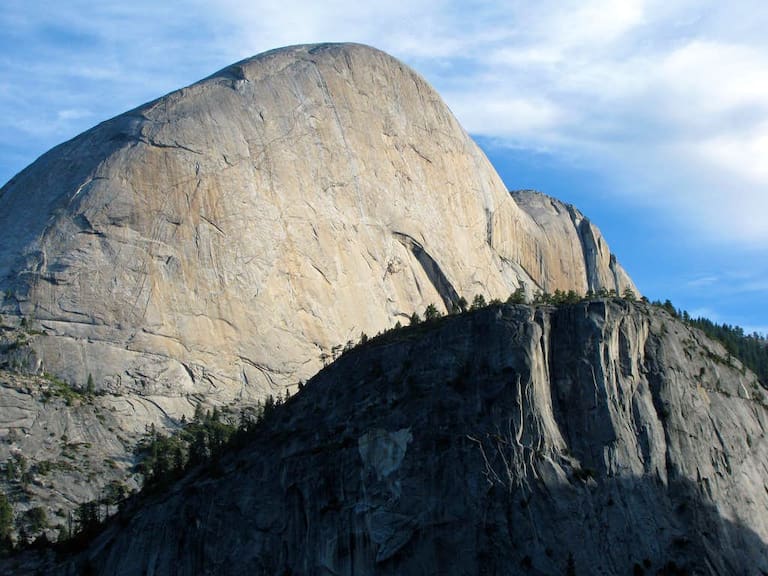 Der Half Dome im kalifornischen Yosemite Valley, von Südosten