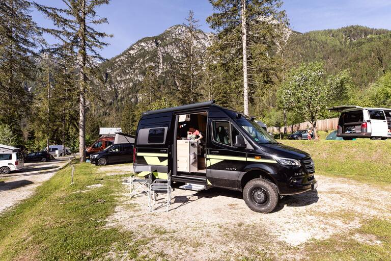  HYMER Grand Canyon CrossOver S