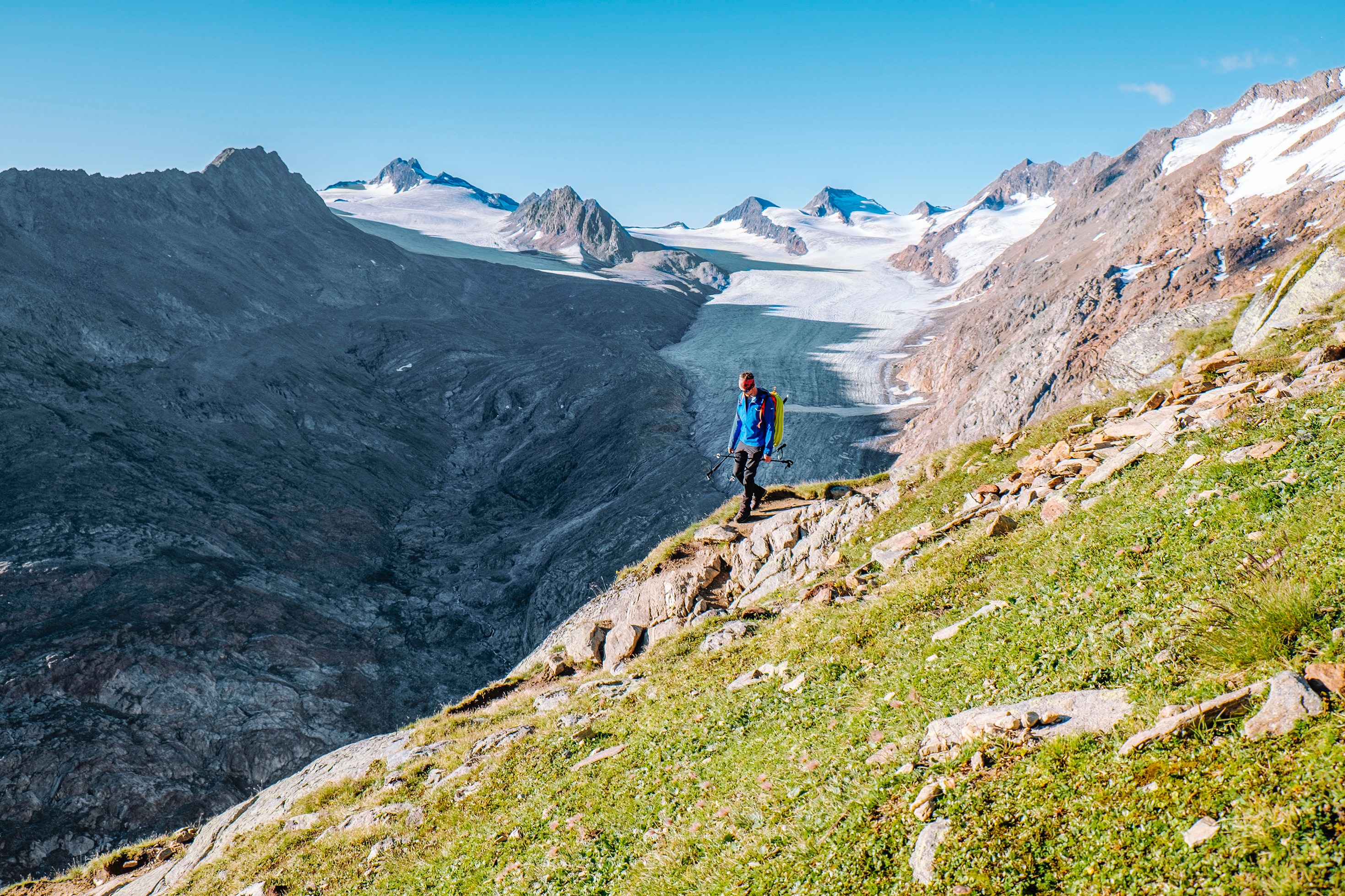 Die Tour auf die Kreuzspitze (3.455 m) bietet imposante Eindrücke ohne Gletscherkontakt