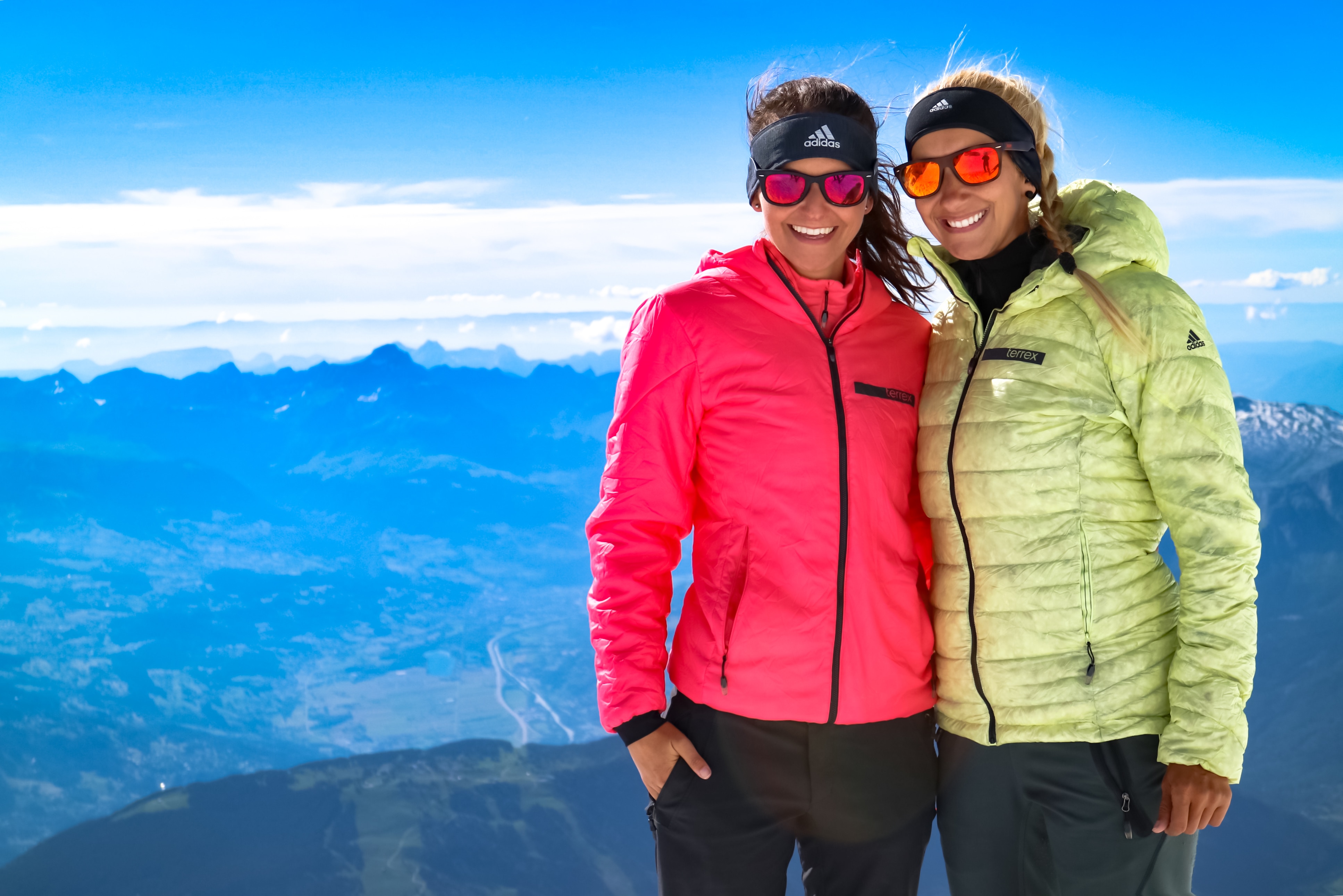 Auf dem Weg zum Mont Blanc: Maggy und Anja am Refuge du Goûter