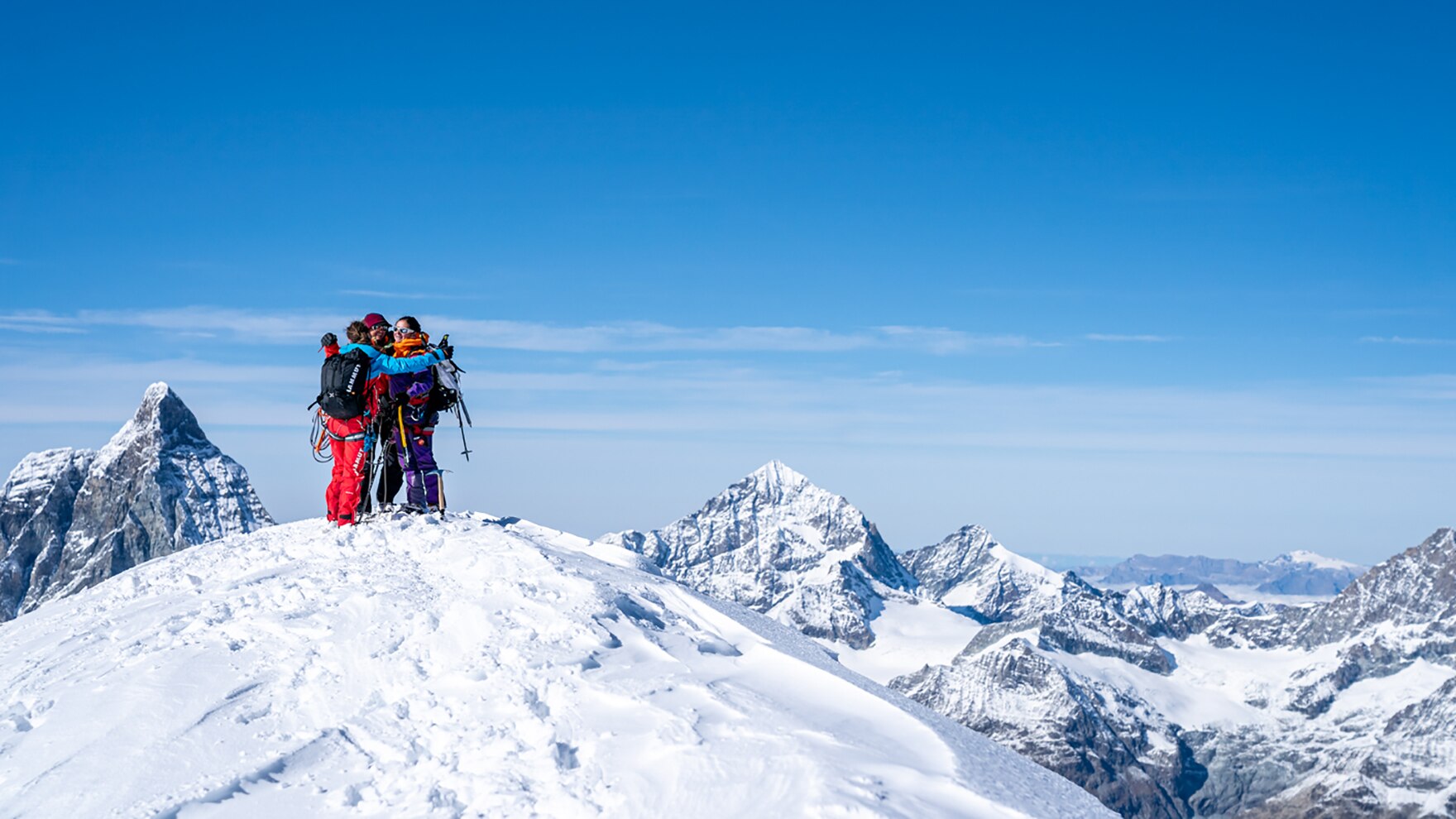 Das gemeinsame Erleben der imposanten Schweizer Bergwelt steht bei der Challenge im Fokus.