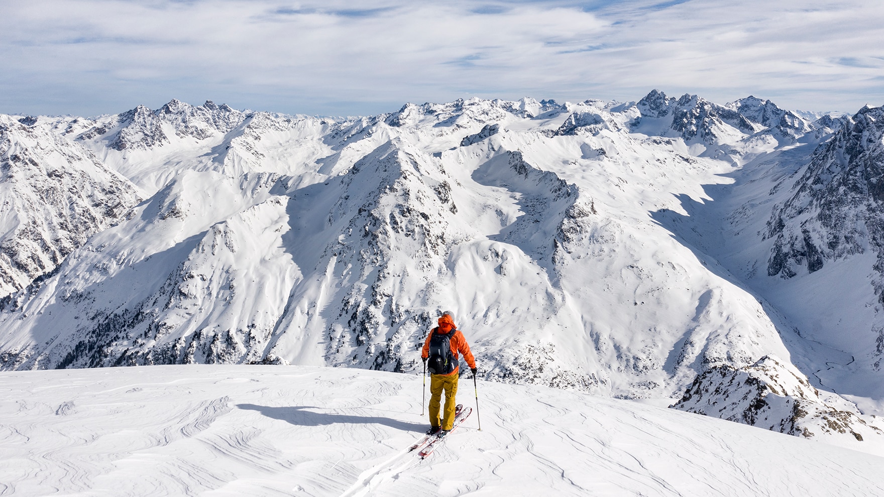 In Graubünden finden Anfänger erlebnisreiche Touren mit leichten Aufstieg und traumhaften Abfahrten.
