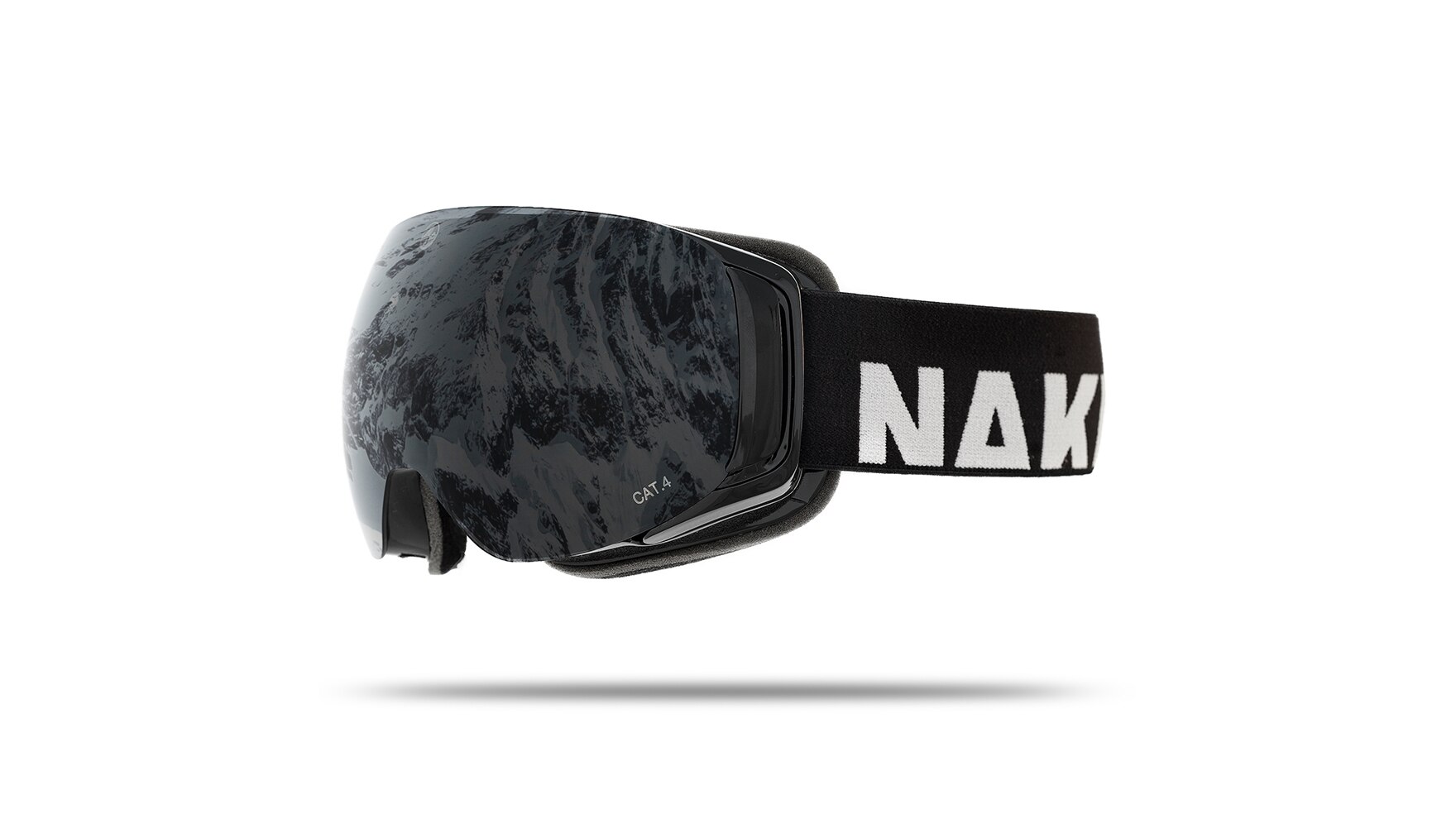  Die perfekte Kombination – der Skibrillenschutz von alpine [vju:] und die Skibrille „The Force Evo“ von Naked Optics.
