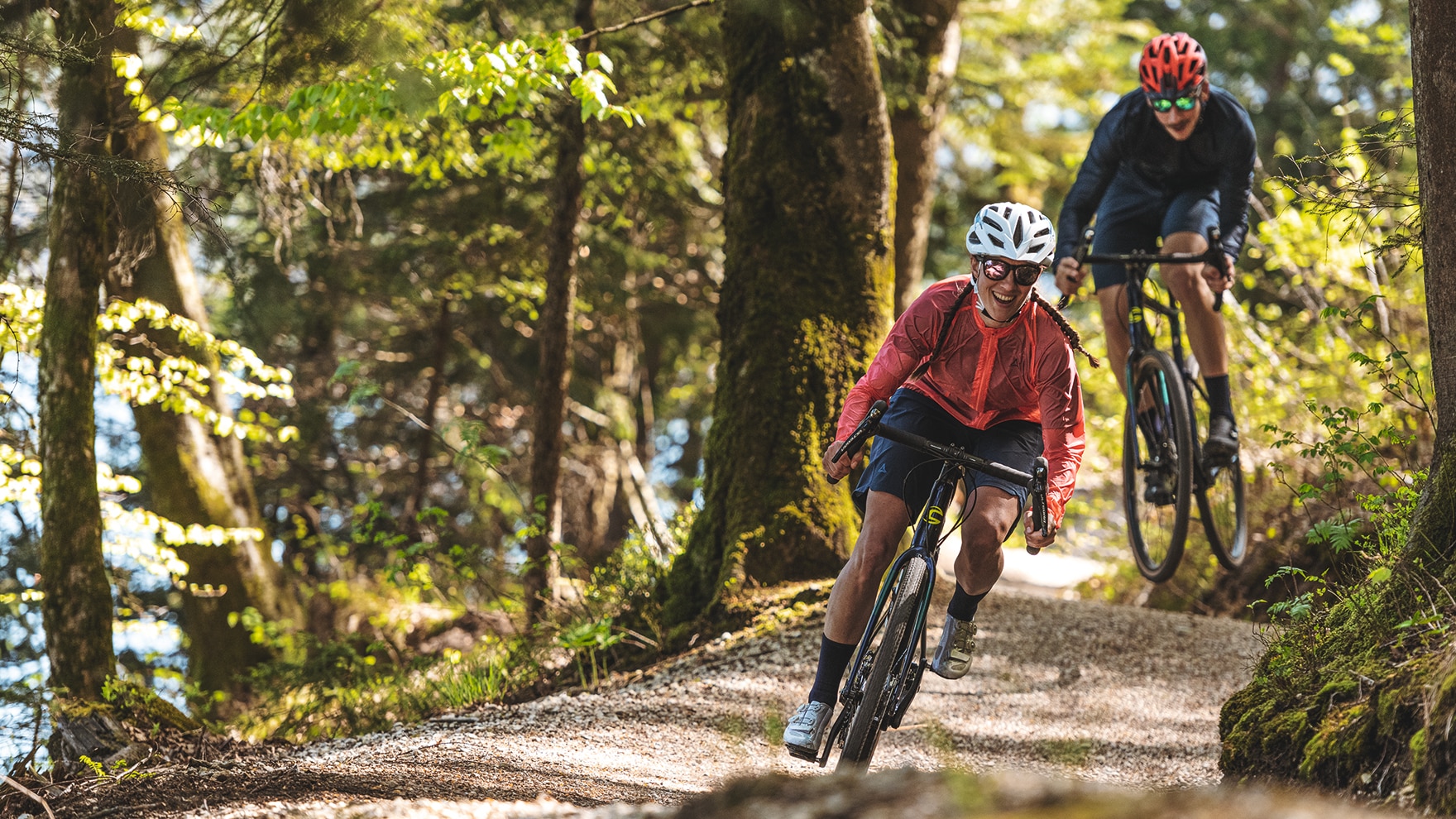 Ob Gravel, Trail oder Travel – die neue Bike-Kollektion von Schöffel ist perfekt auf die unterschiedlichen Anforderungen angepasst. 