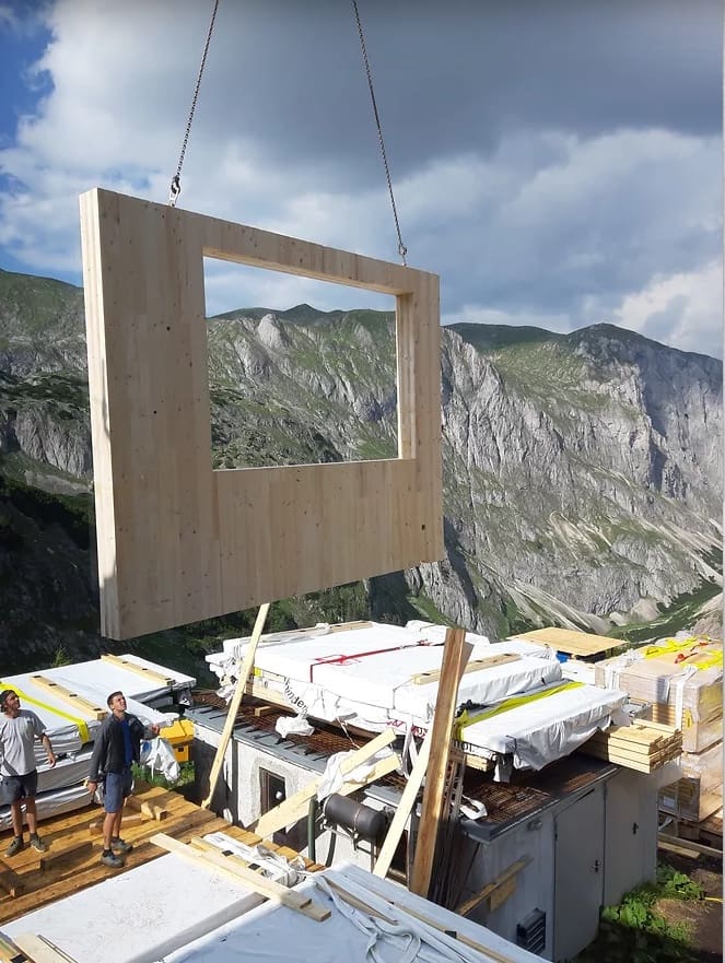 Die neue Voisthaler Hütte in Bau