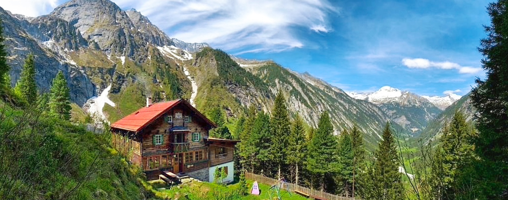 Die Grawandhütte in den Zillertaler Alpen bietet mit Yogakursen und ayurvedischem Essen die vollste Entspannung.