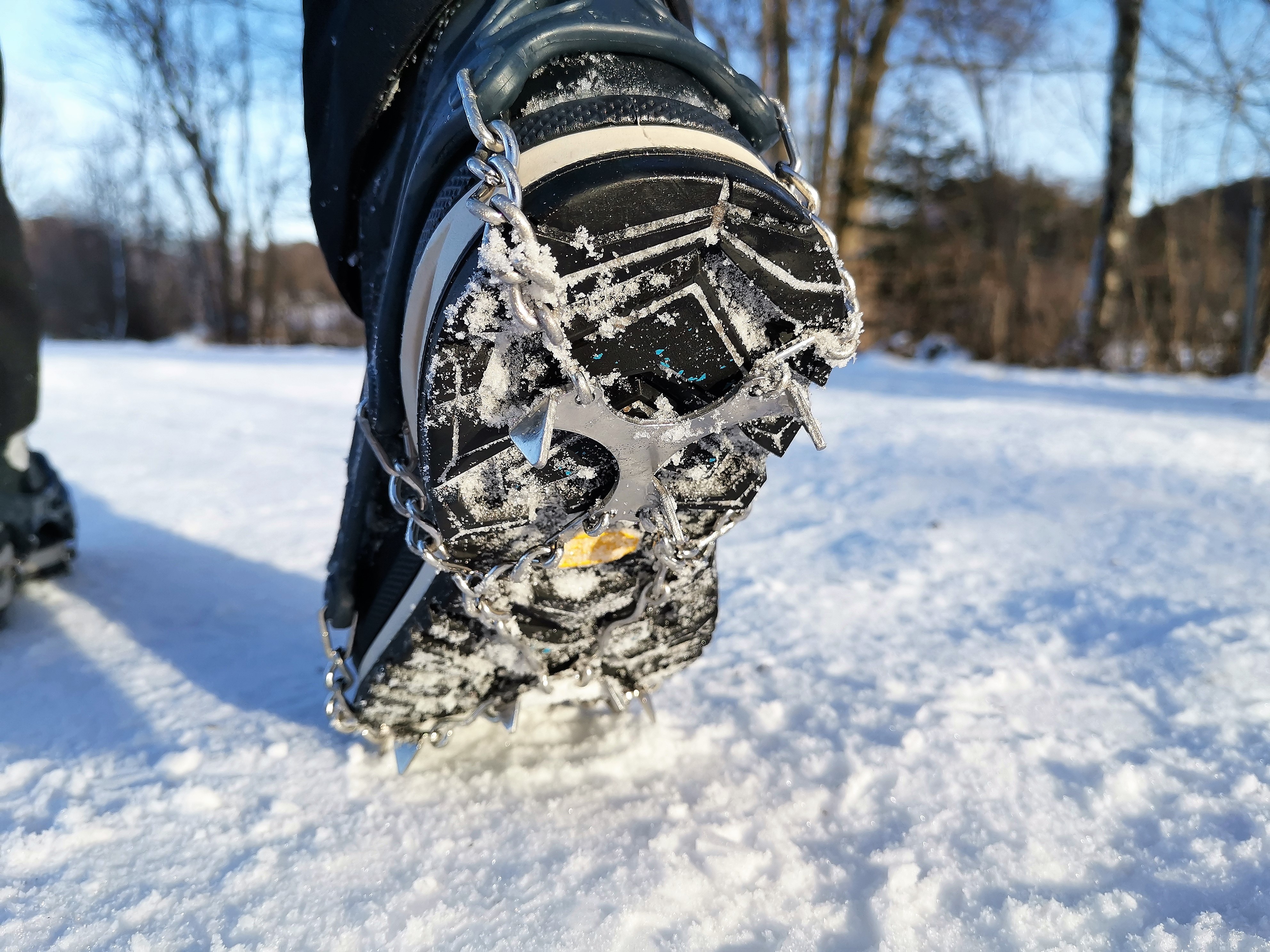 Sicherer Tritt auf Schnee und Eis: Die Chaines Pro von SNOWLINE 