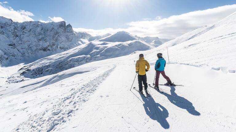 Ein Winterurlaub in Savognin Bivio Albula, mitten in der Ferienregion Nr. 1 der Schweiz, zeigt das in allen Facetten.