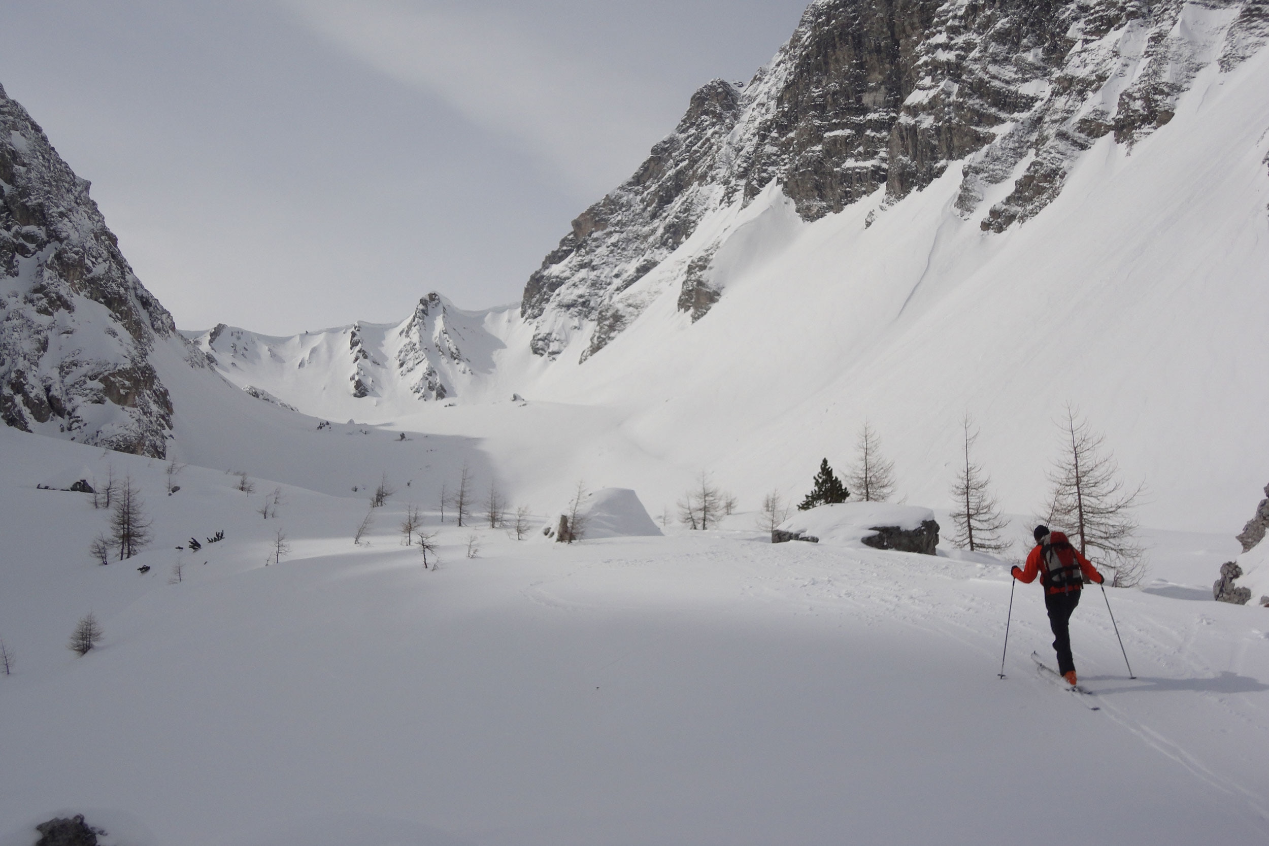 Skitourengeher im Lungau in Salzburg am Weg zur Felskarspitze