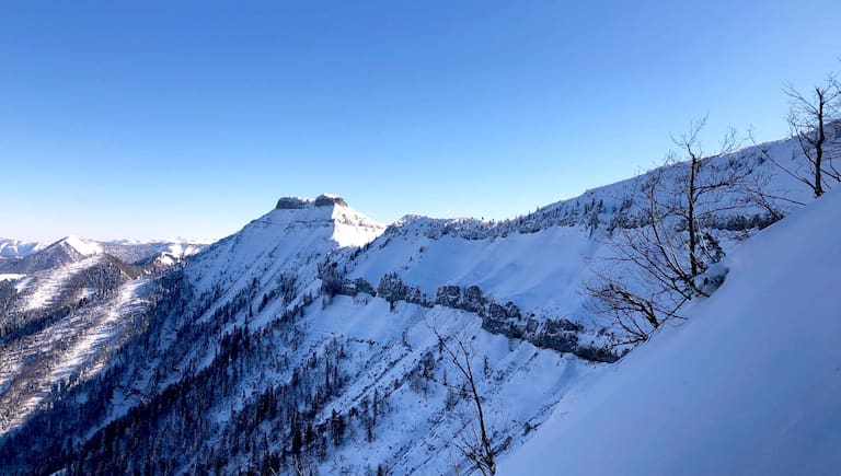 Ausblick im Aufstieg zum Schlenken auf den Schmittenstein (1.695 m)