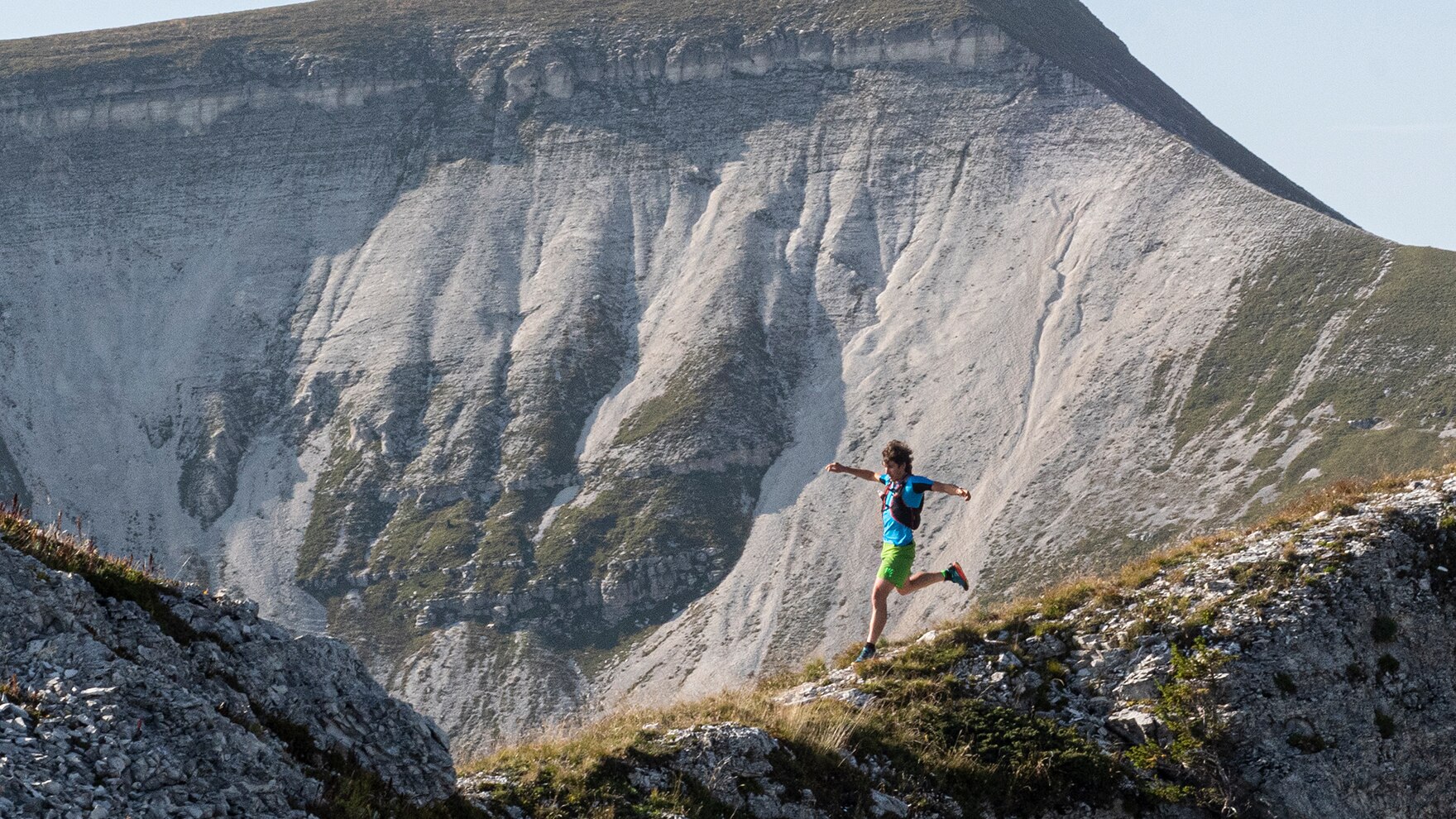 Wer beim Trailrunning ausschließlich ans Laufen in bergigen Landschaften denkt, täuscht sich.