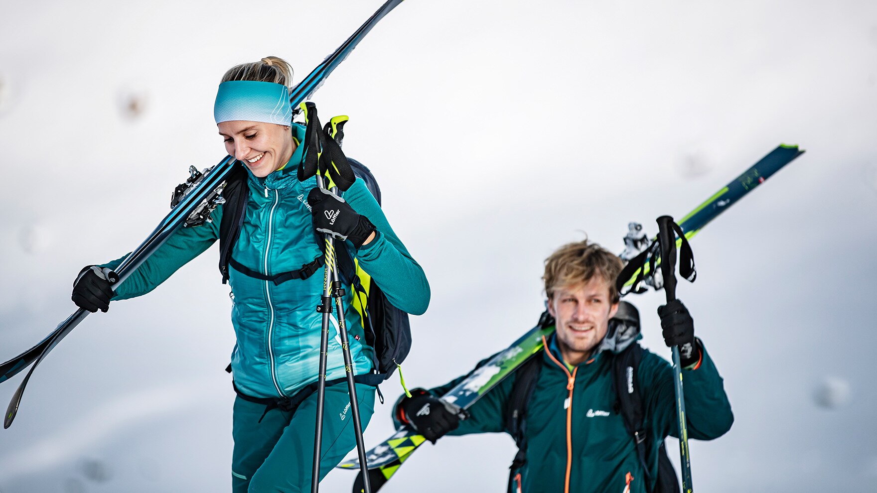Leicht im Anstieg, wärmend am Gipfel - die HOODED JACKET SPEED PRIMALOFT® NEXT ist der ideale Begleiter für jede Skitour! 