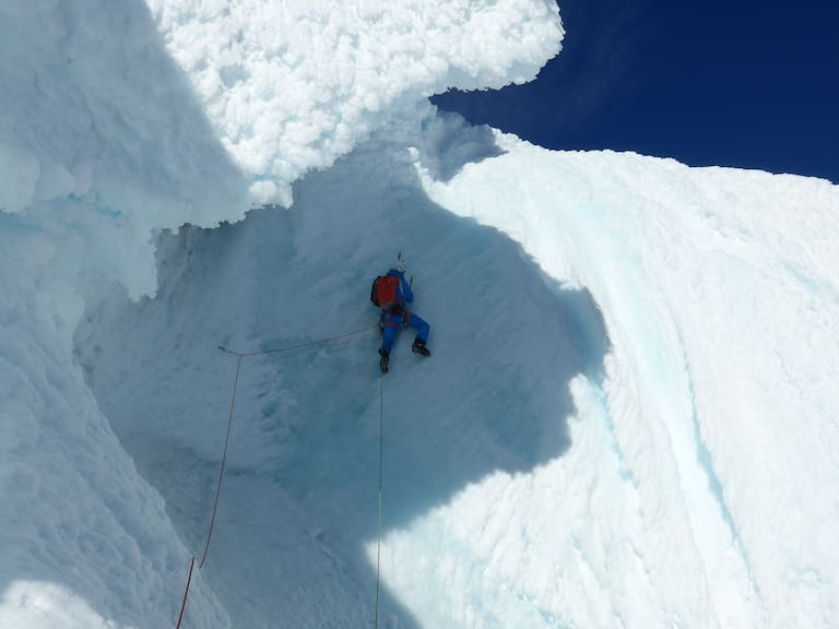 PeterOrtner_Iceclimbing_Patagonia