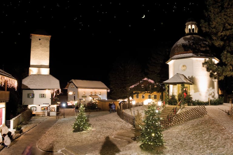 Am Ursprung des berühmtesten Weihnachtslieds: Stille-Nacht-Kapelle in Oberndorf (Salzburg)