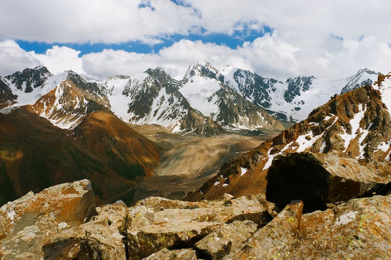 Das Tian Shan-Gebirge in Zentralasien