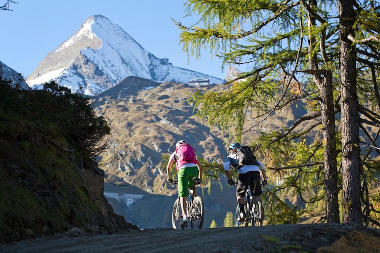 Uphill mit dem Mountainbike am Maiskogel und Kitzsteinhorn.