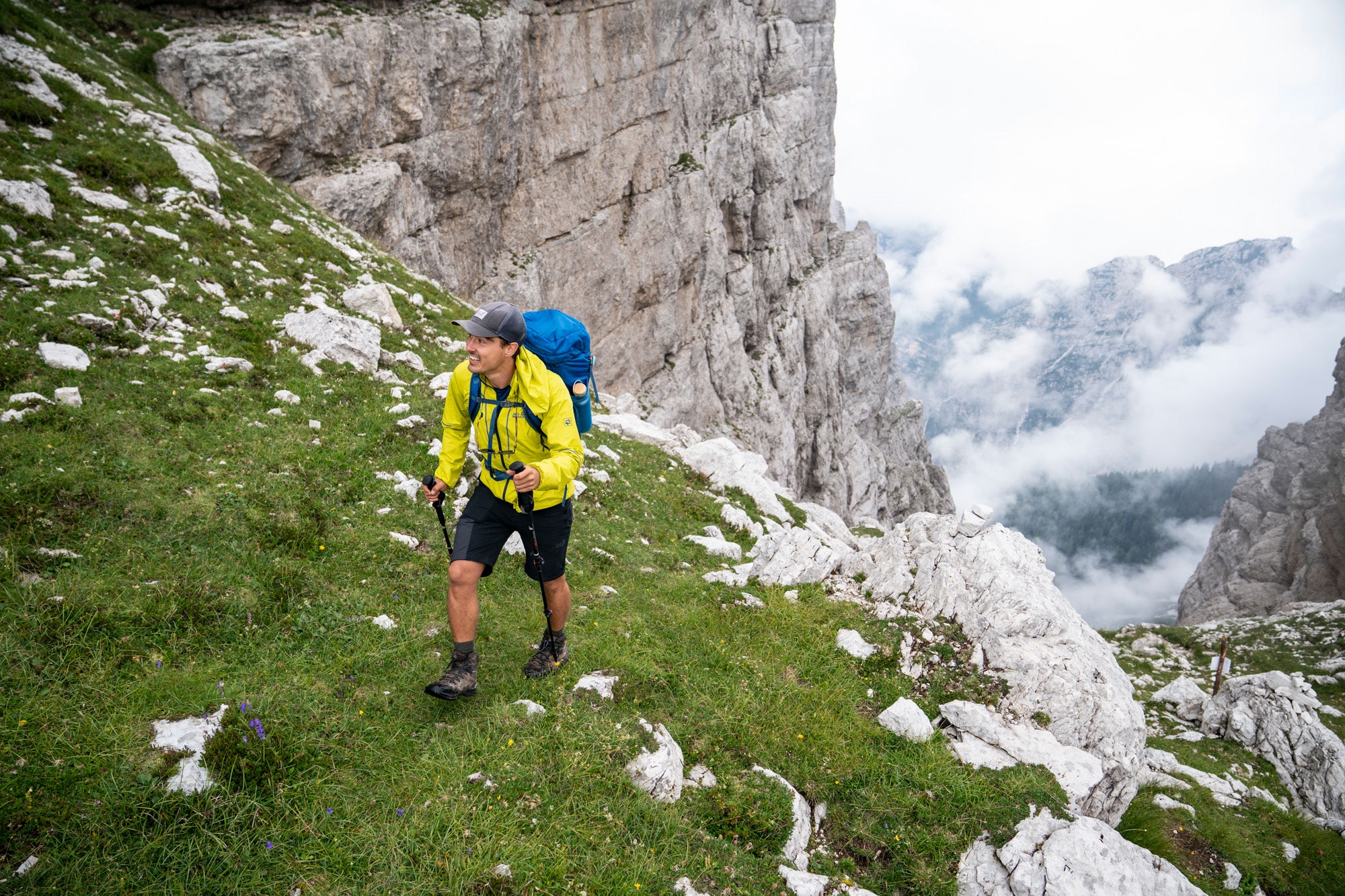 Ernst Merkinger wandert weit Dolomiten Höhenweg