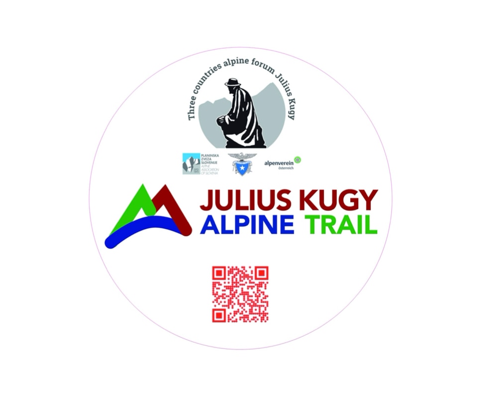 Julius-Kugy-Wanderzeichen - entlang des Weges montiert.