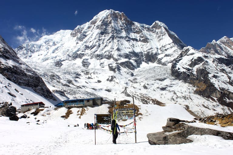 Mit Ski im Annapurna Basecamp auf 4.200 Metern