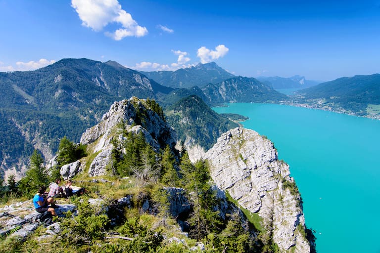 Blick auf den Attersee vom Gipfel des Schoberstein (1.037 m)