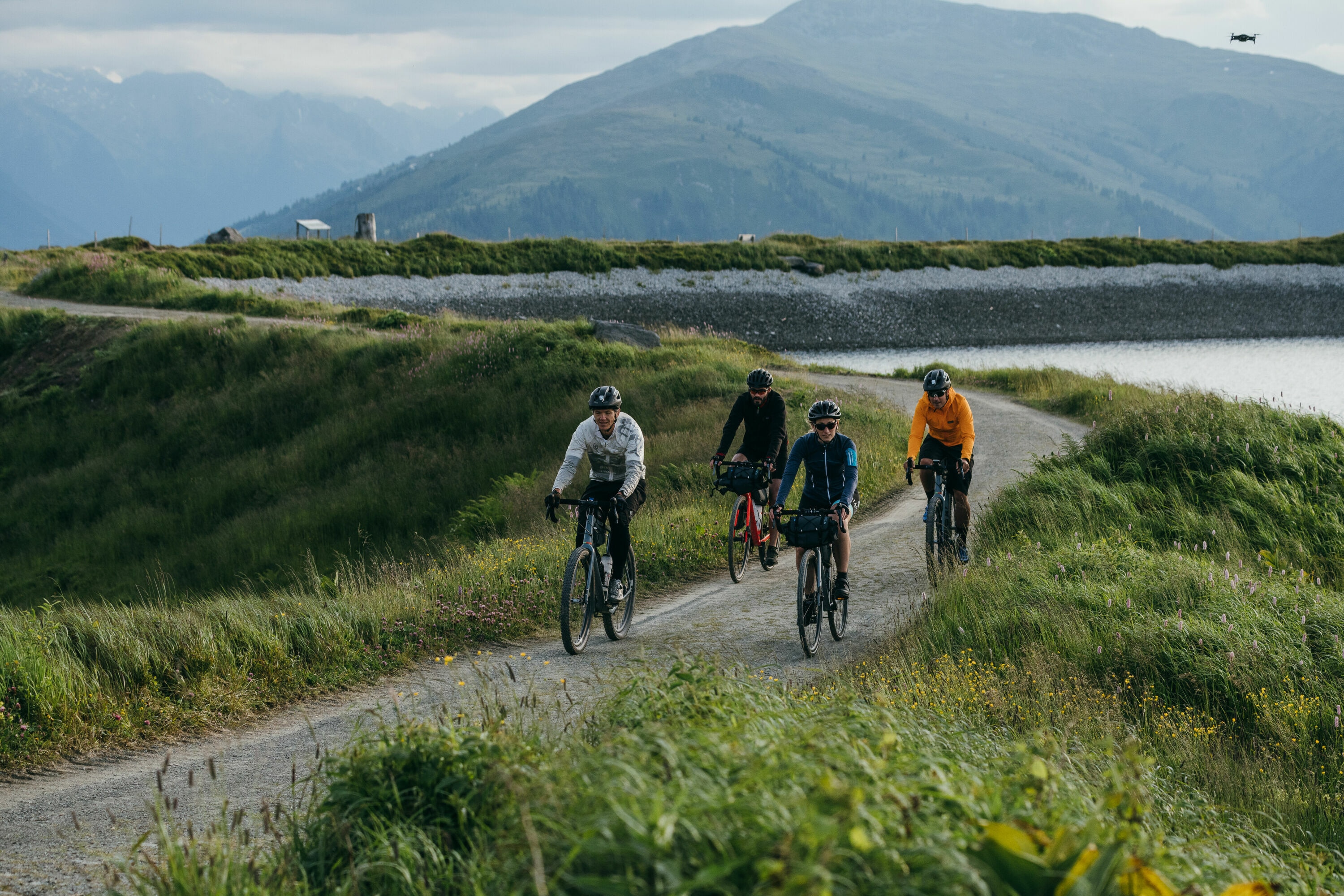 Die schnsten Gravelbike-Touren im Alpenraum - Bergwelten
