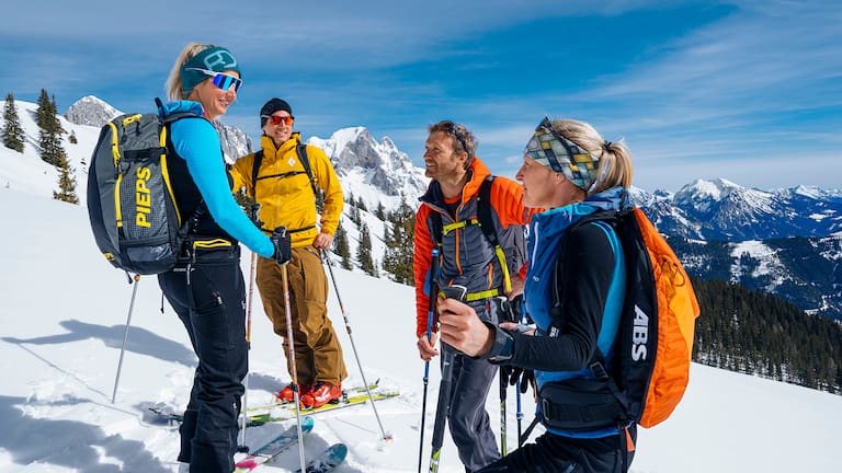 Ein professioneller Bergführer sorgt für mehr Sicherheit auf deiner Skitour.