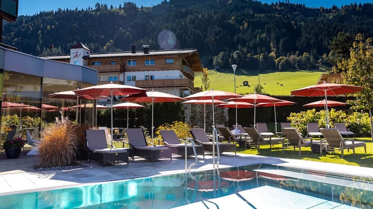 Das Hotel Wastlhof in Niederau verfügt über mehrere Pools.