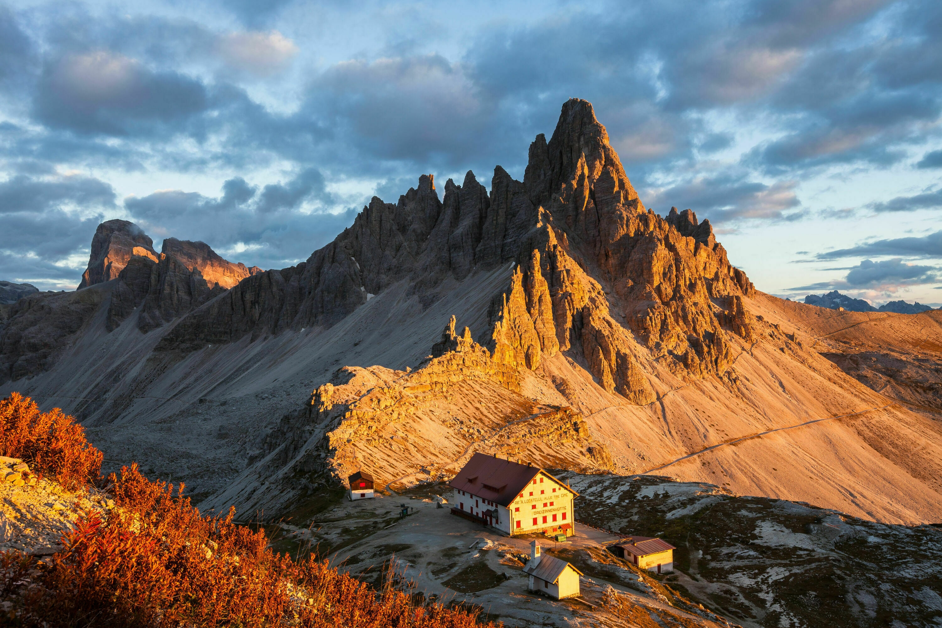 Die 5 schönsten Höhenwege der Alpen | Bergwelten