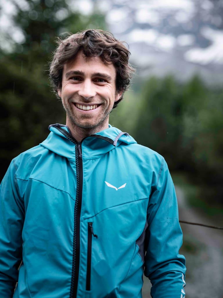 Vittorio Messini ist seit 12 Jahren Bergführer und führt für die Kalser Bergführer sowie für die Eiskletterschule iceGuides.