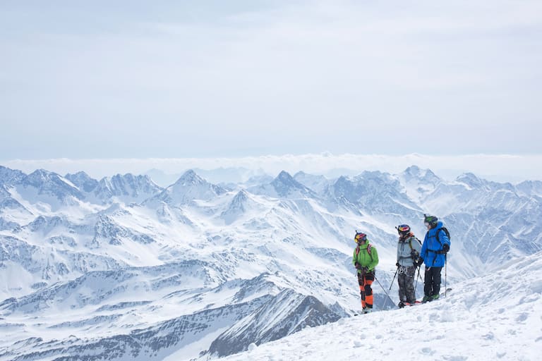 Skitour am Großglockner: Blick in die Gipfelwelt der Hohen Tauern