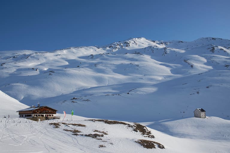 Die Sesvennahütte ist das perfekte Lager für Skitourengeher. 