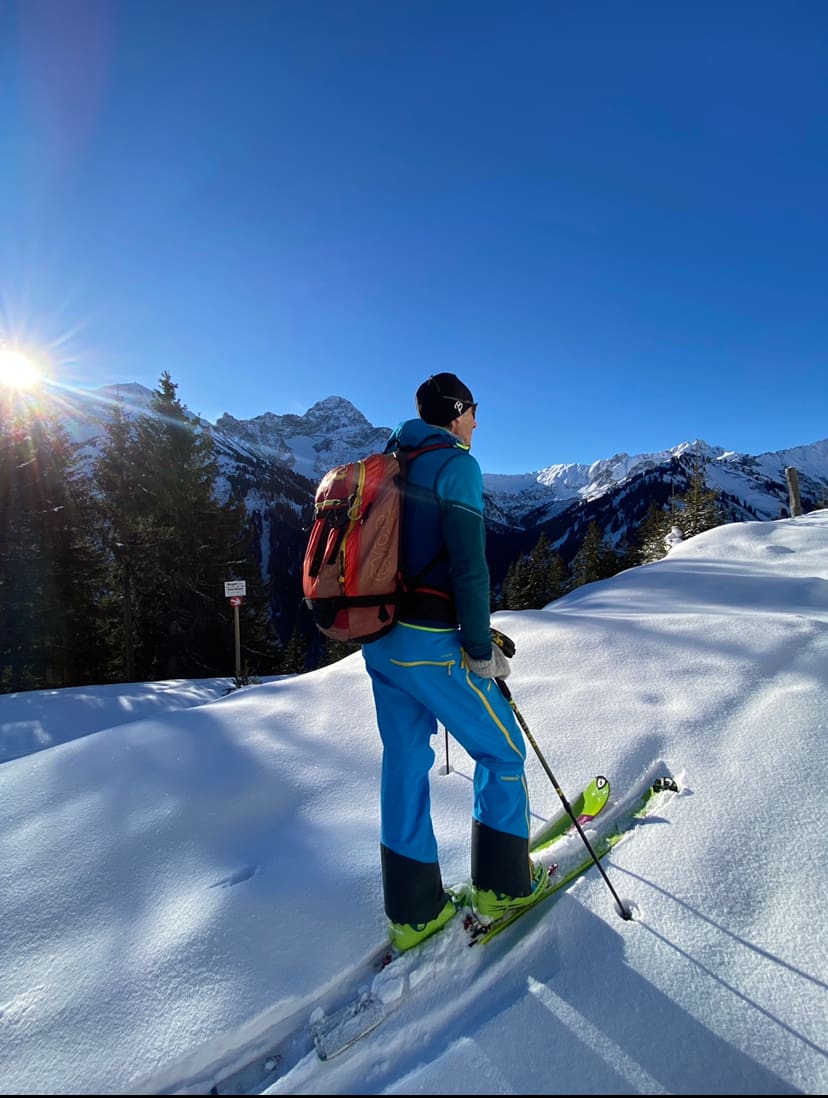 Bergführer Franky Drechsel beim Skitoureaufstief von Baad Richtung Schwarzwassertal