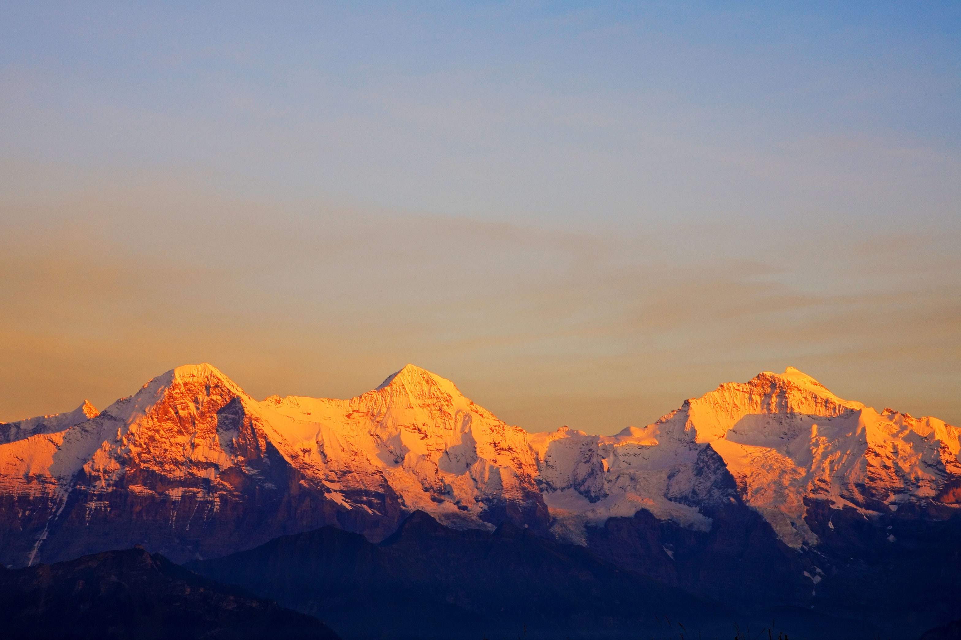 Dreiergruppe: Eiger, Mönch und Jungfrau in den Berner Alpen in der Schweiz