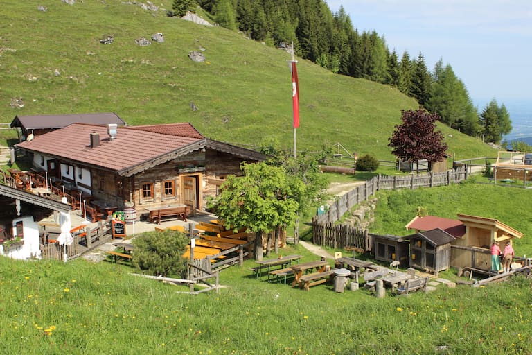 Die kinderfreundliche Kranzhorn Alm in Tirol       