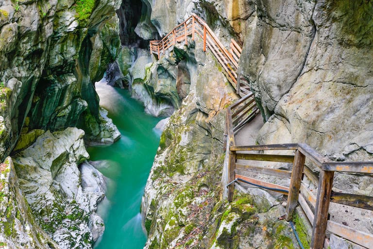 Die Lammerklamm bei Scheffau ist ein überaus beliebtes Ausflugsziele an heißen Sommertagen