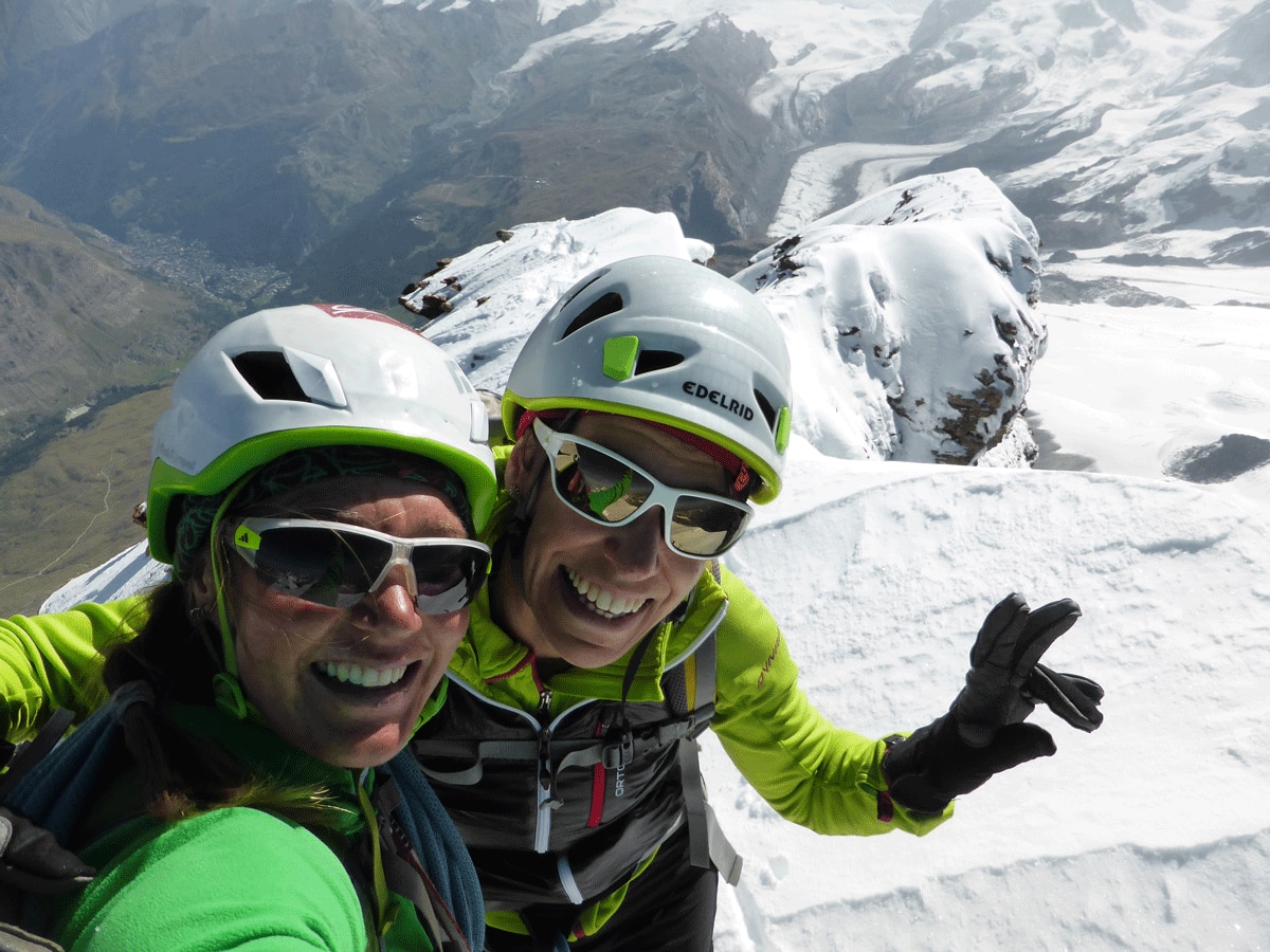 Mission Matterhorn: Zwei Frauen alleine am Gipfel und kein anderer Bergsteiger weit und breit