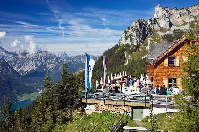 Erfurter Hütte im Tiroler Rofangebirge 