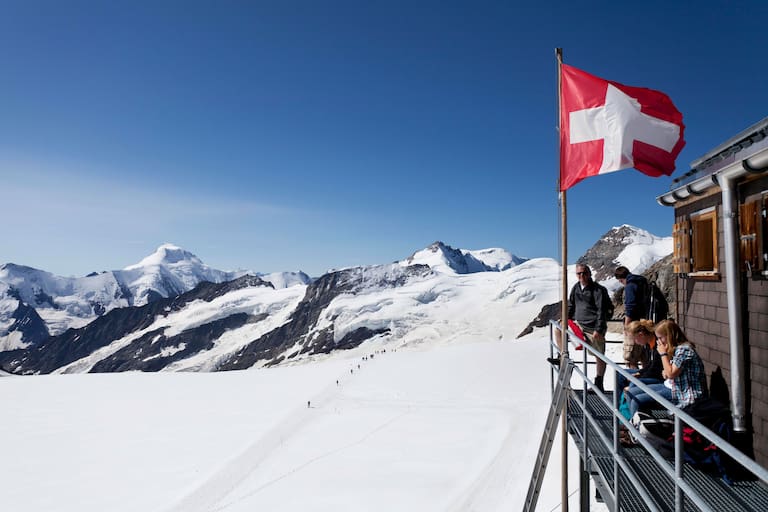 Die Mönchsjochhütte auf 3.650 m