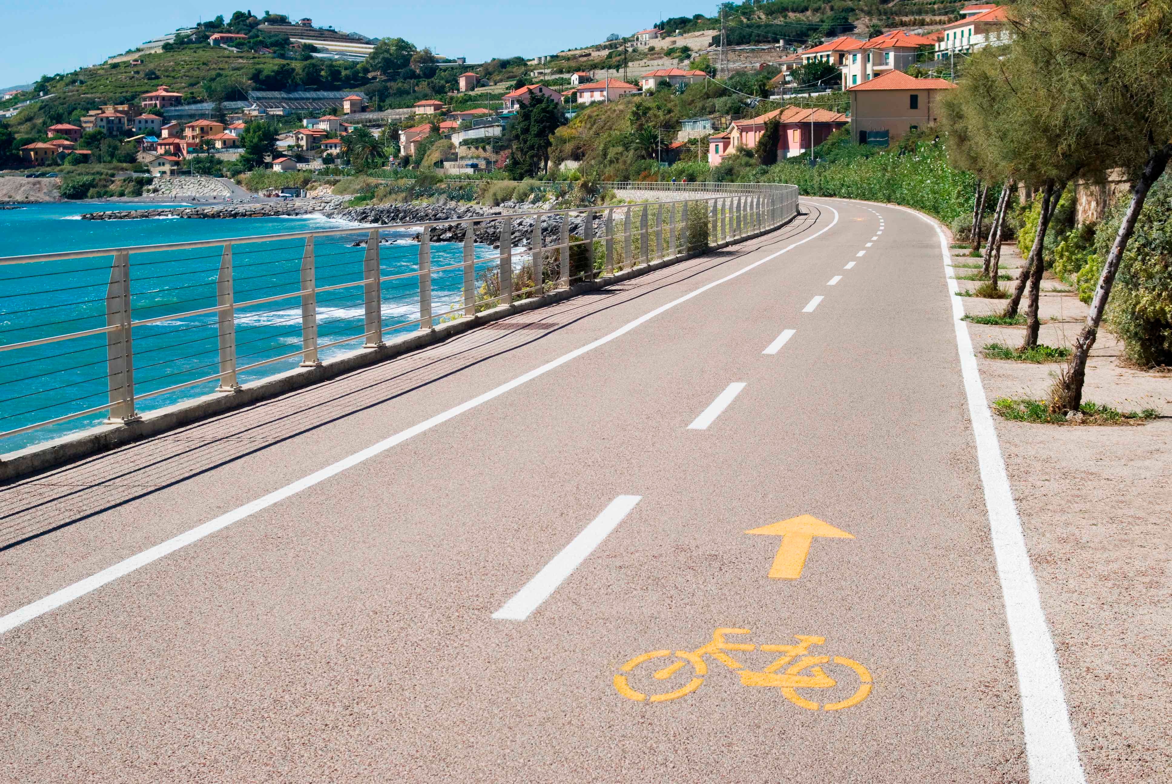 Mit dem Fahrrad entlang der Ligurischen Küste
