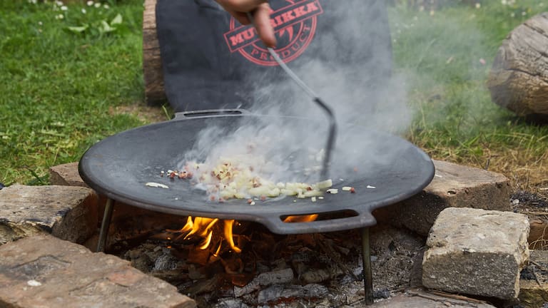 Muurikka Feuerpfanne für die Outdoor-Küche