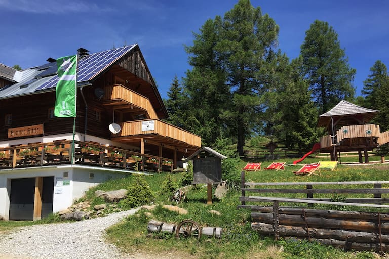 Die Neue Bonner Hütte in den Gurktaler Alpen in Kärnten