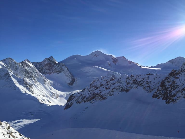 Tirol: Skifahren im Pitztal in den Ötztaler Alpen