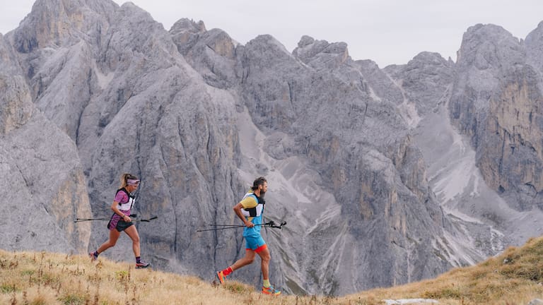 Mit dem Prodigio Trailrunning-Schuh bist du für die Berglandschaft bestmöglich gerüstet.