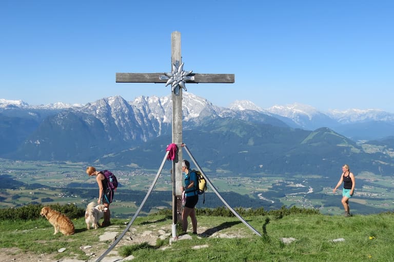 Der Gipfel des Schlenken (1.648 m) im Salzkammergut