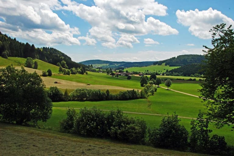 Im Tal der Bernauer Alb in Baden-Württemberg in Deutschland