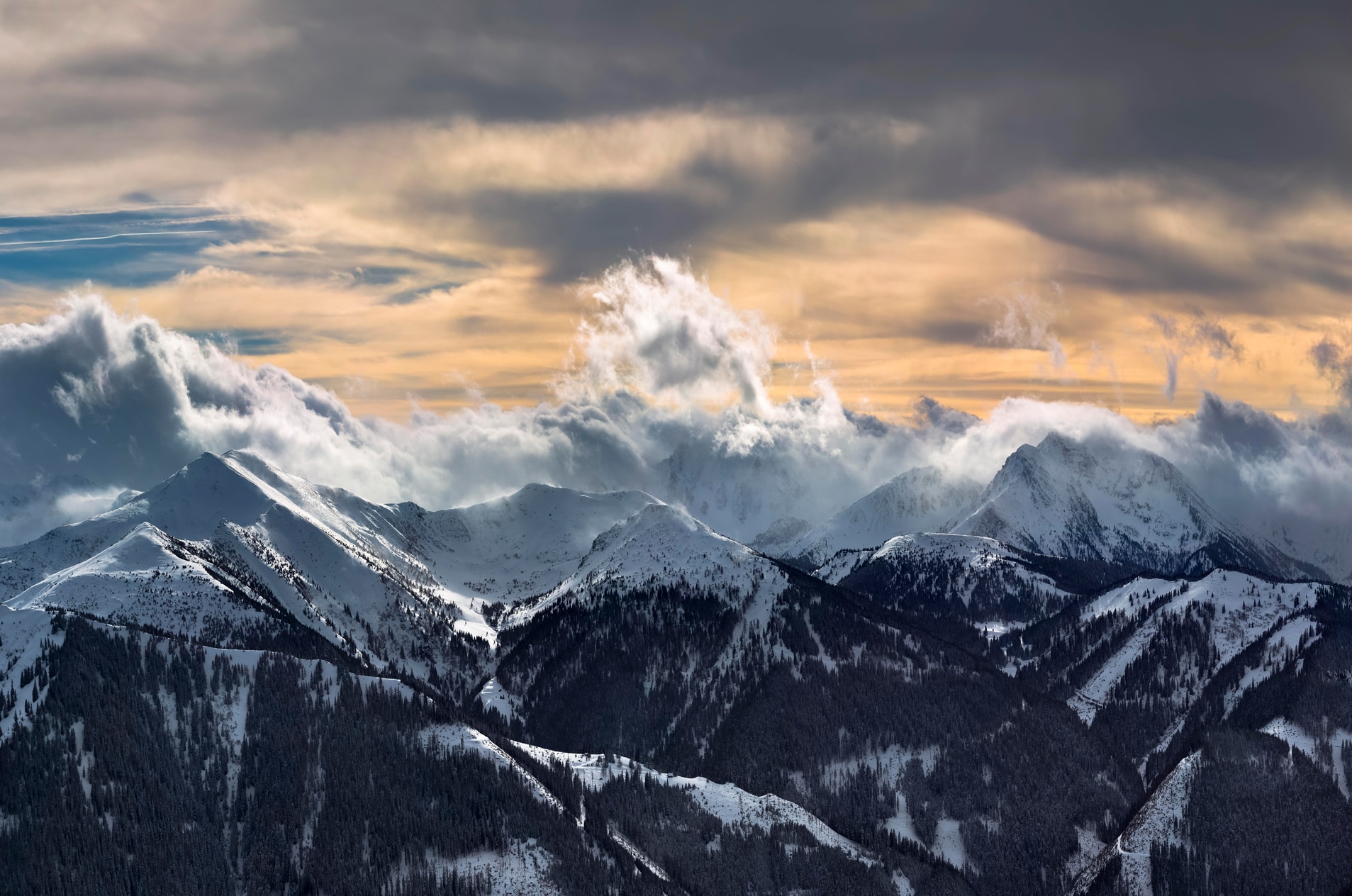 Alpen Wolken Neuschnee
